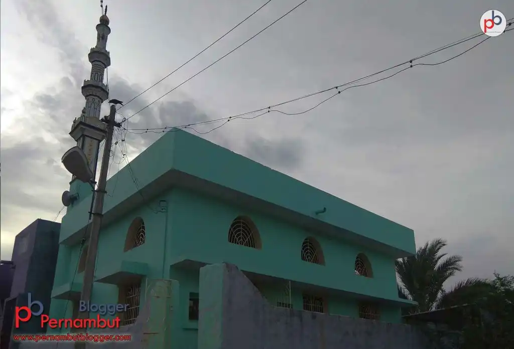 masjid-e-ayesha